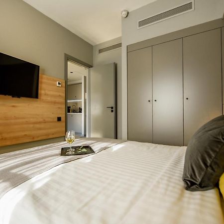 Luxury Apartment Near Radisson Hotel - Wall Projector & Modern Design Βουκουρέστι Εξωτερικό φωτογραφία