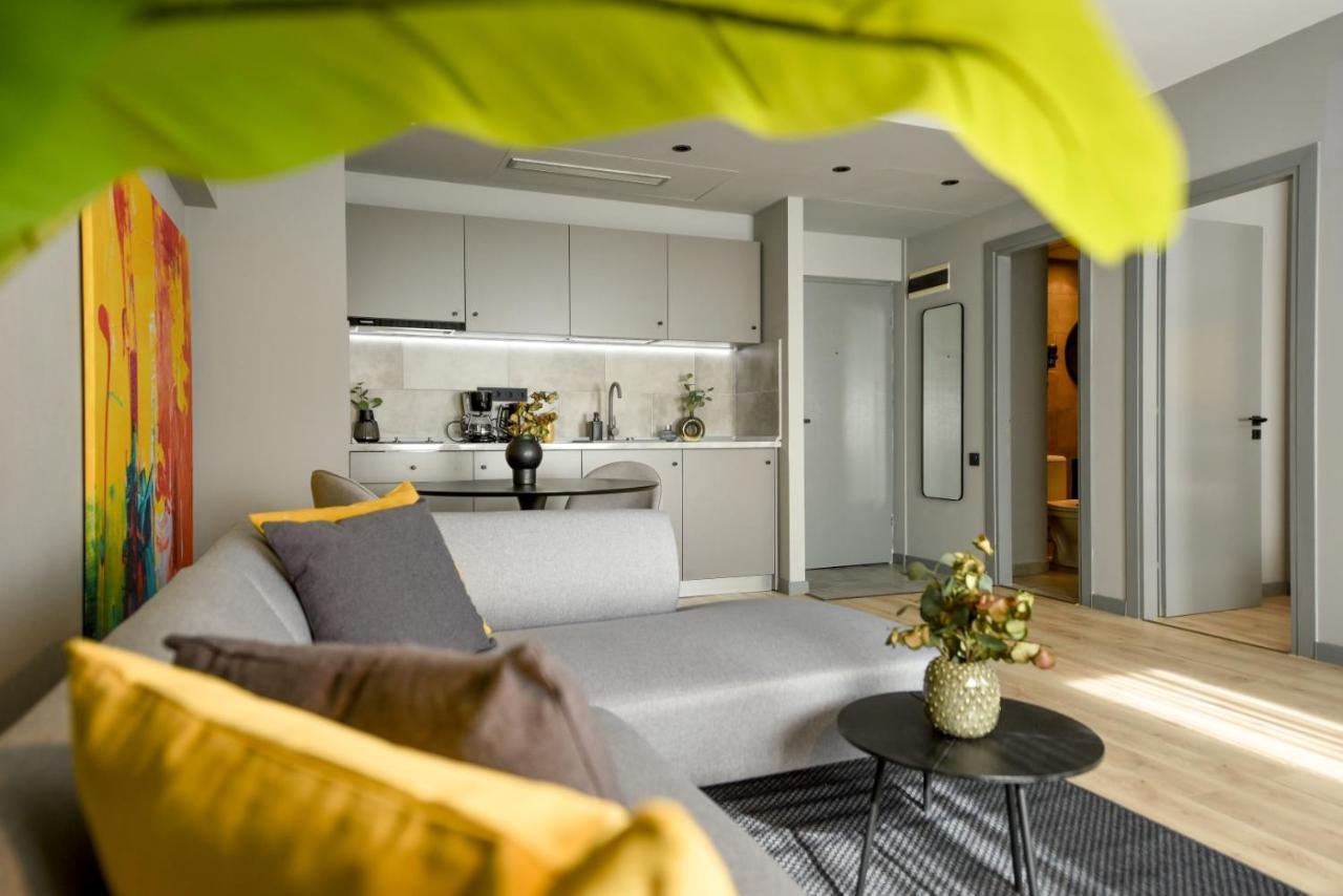 Luxury Apartment Near Radisson Hotel - Wall Projector & Modern Design Βουκουρέστι Εξωτερικό φωτογραφία