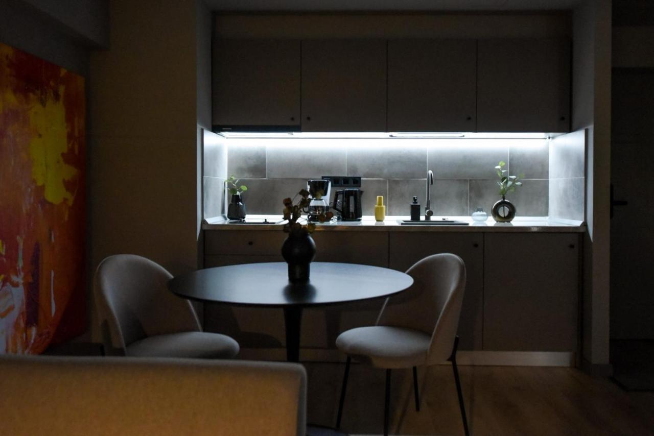 Luxury Apartment Near Radisson Hotel - Wall Projector & Modern Design Βουκουρέστι Εξωτερικό φωτογραφία
